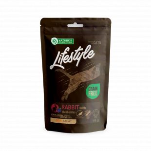 NATURE'S PROTECTION LIFESTYLE kačių skanėstai triušiena su mėlynėmis 75 g