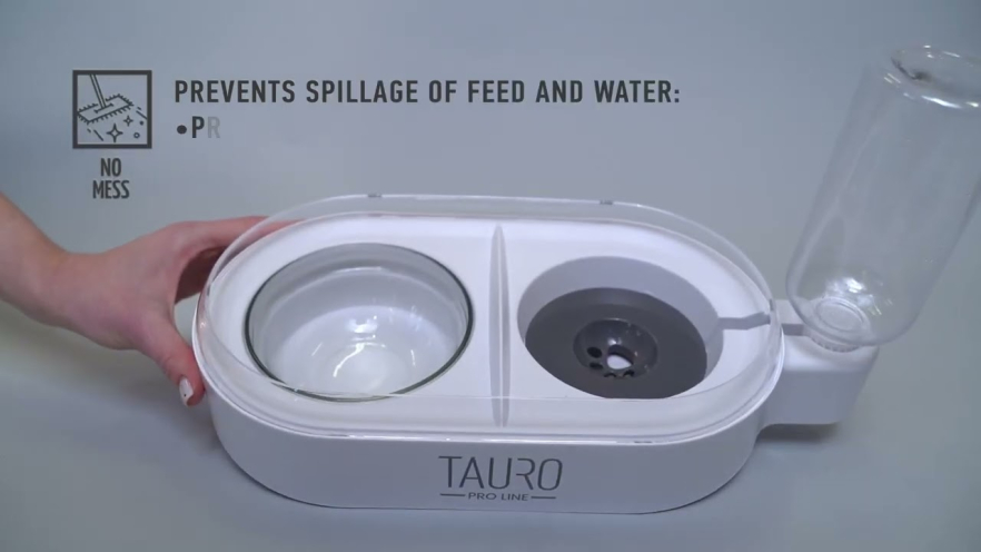 Video TAURO PRO LINE feeder for pets, drinker and bowl white, 500 ml - 1